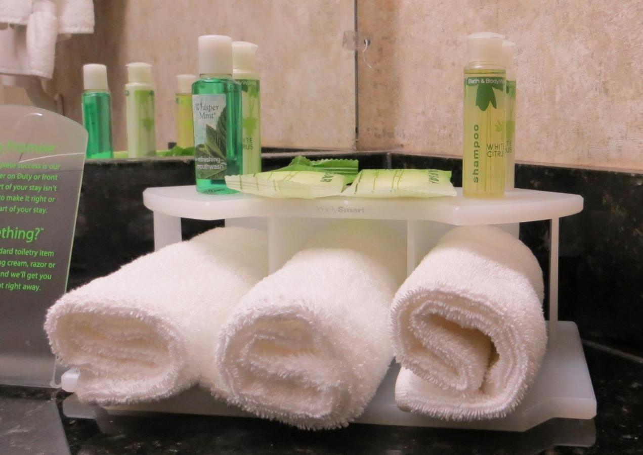 Holiday Inn Express Hotel & Suites San Dimas By Ihg Chambre photo
